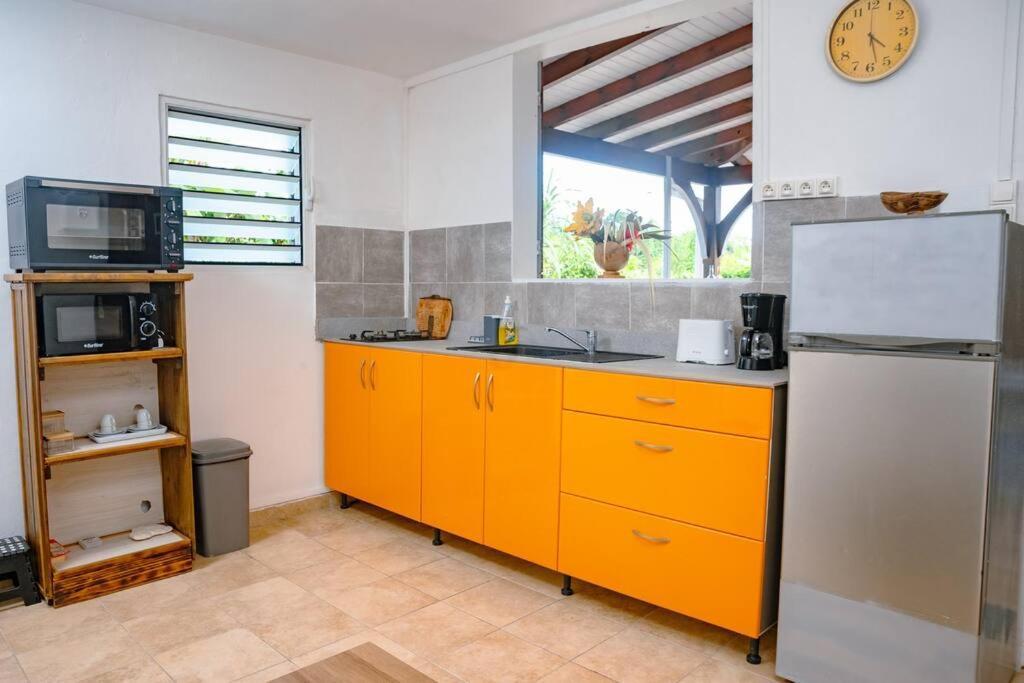 Villa Le Man Nima Les Abymes Exterior foto