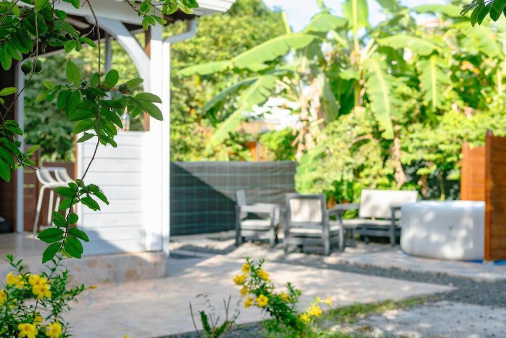 Villa Le Man Nima Les Abymes Exterior foto