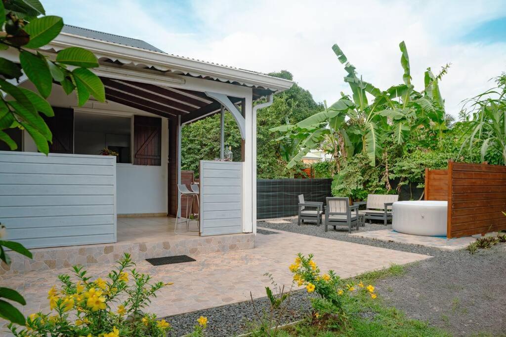 Villa Le Man Nima Les Abymes Exterior foto